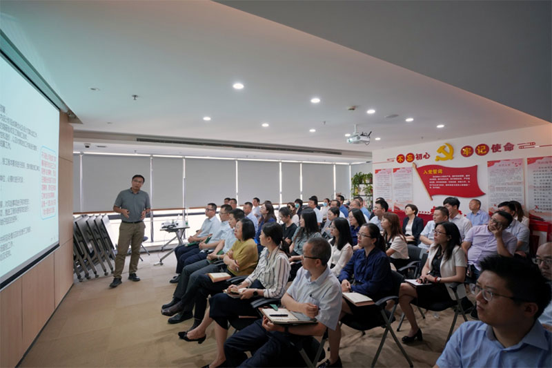 000000.jpg 000000.jpg