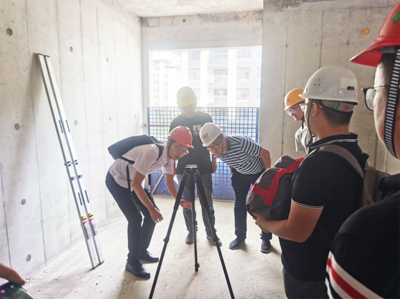 000000.jpg 000000.jpg