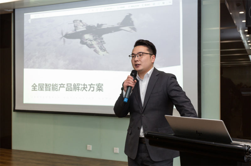 000000.jpg 000000.jpg