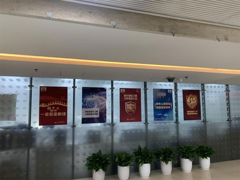 000000.jpg 000000.jpg