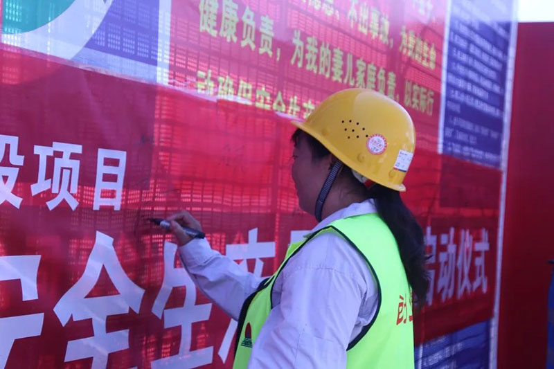 000000.jpg 000000.jpg