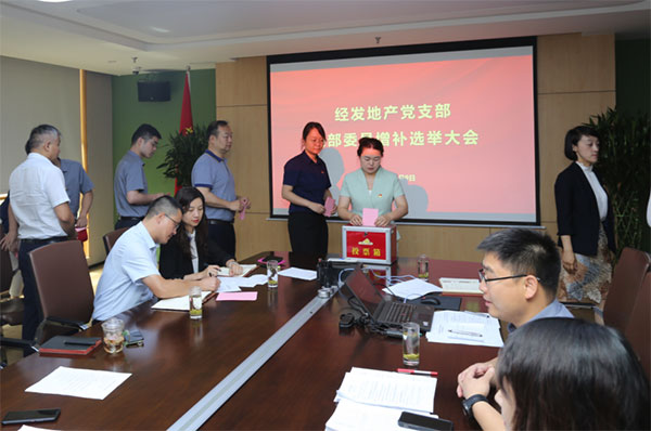 000000.jpg 000000.jpg