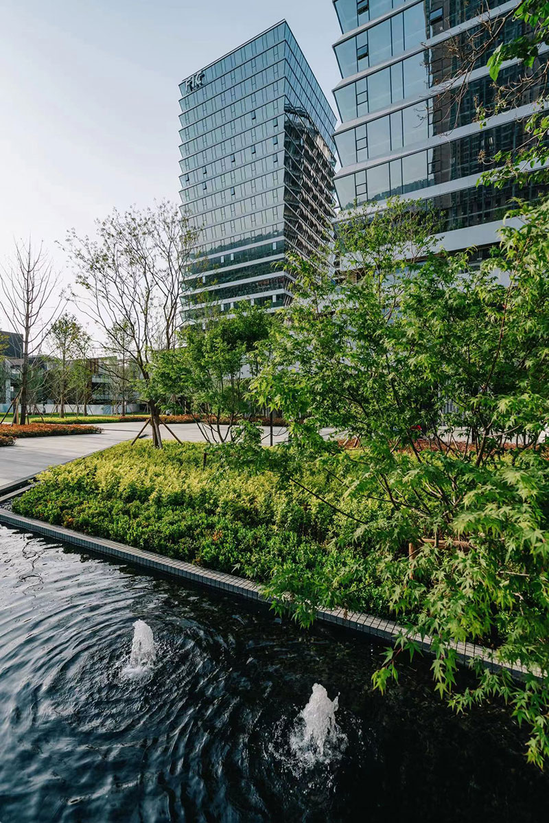 000000.jpg 000000.jpg