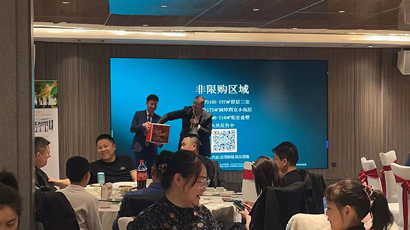 000000.jpg 000000.jpg