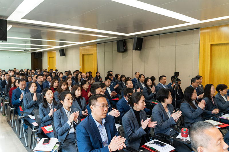 000000.jpg 000000.jpg