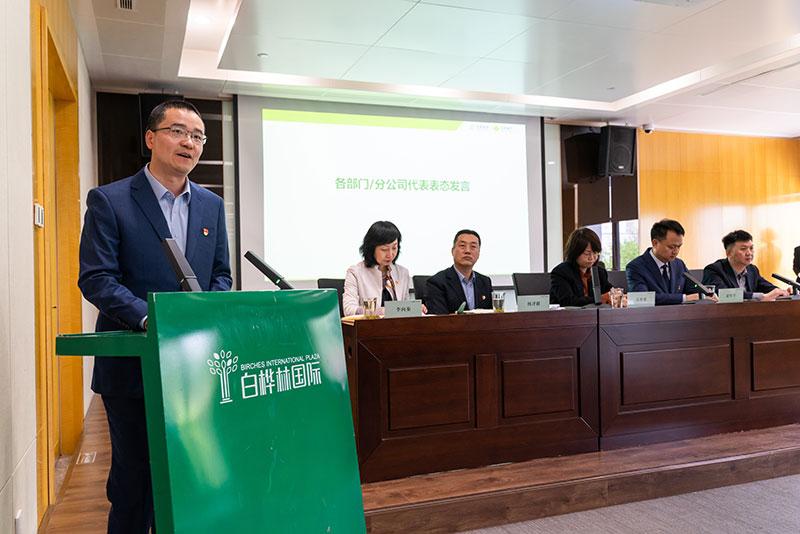 000000.jpg 000000.jpg