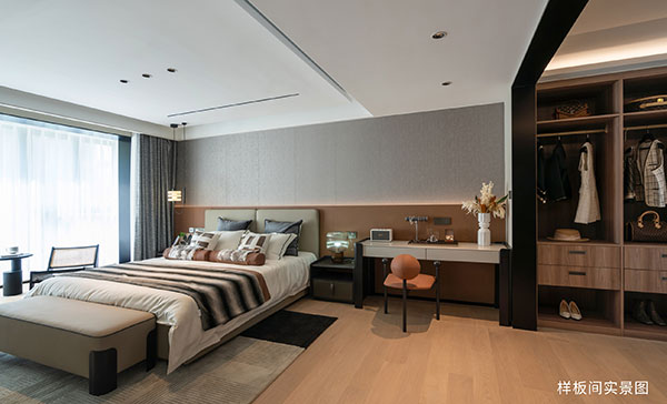 000000.jpg 000000.jpg