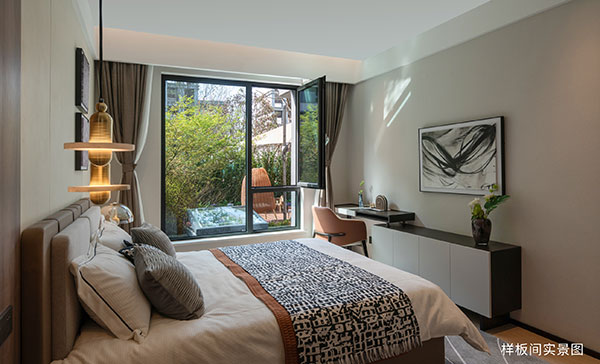 000000.jpg 000000.jpg