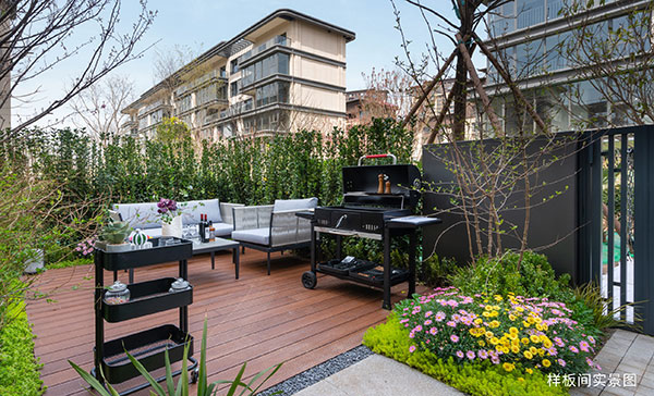 000000.jpg 000000.jpg