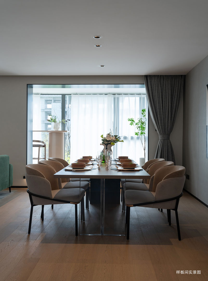 000000.jpg 000000.jpg