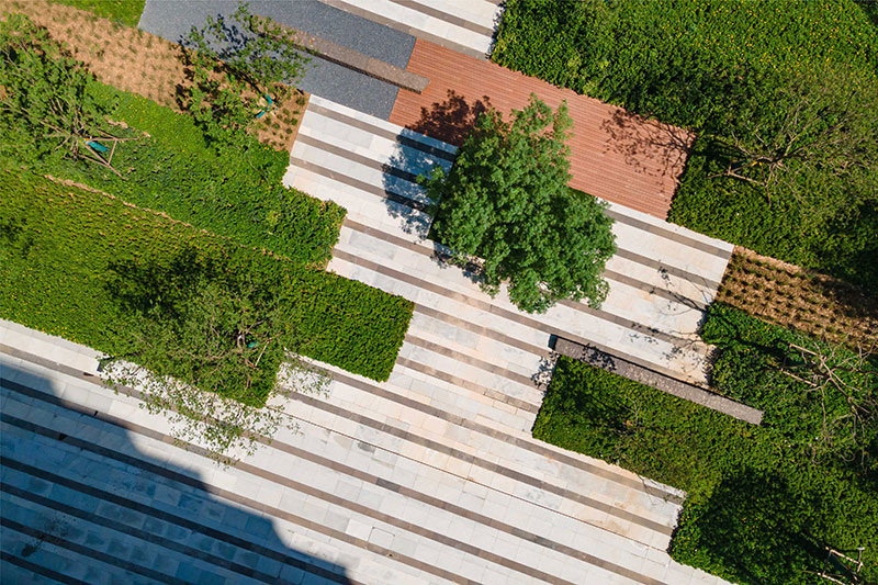 000000.jpg 000000.jpg