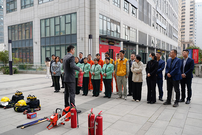 000000.jpg 000000.jpg