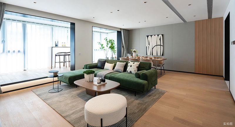 000000.jpg 000000.jpg