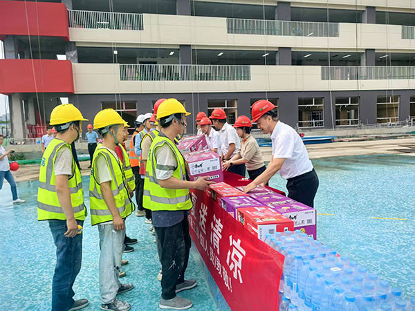 000000.jpg 000000.jpg