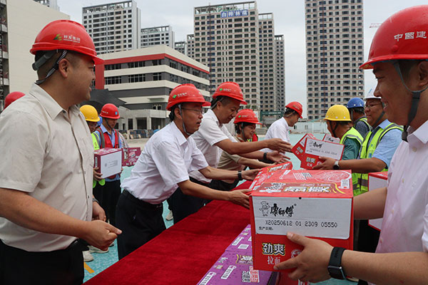 000000.jpg 000000.jpg