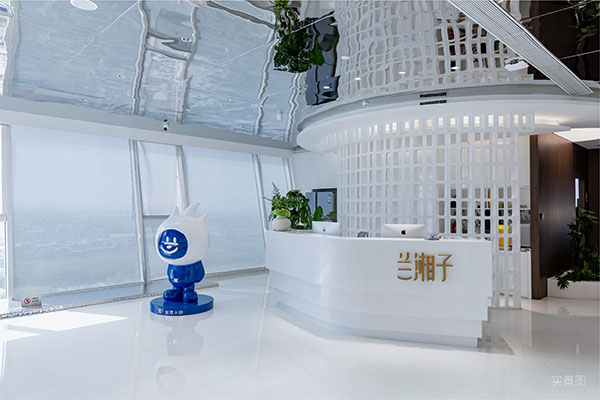 000000.jpg 000000.jpg