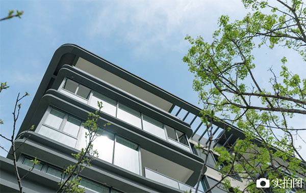 000000.jpg 000000.jpg