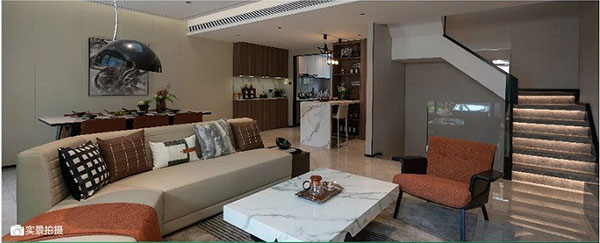 000000.jpg 000000.jpg