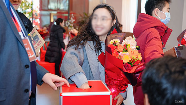 000000.jpg 000000.jpg