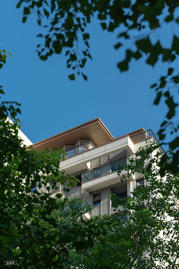 000000.jpg 000000.jpg