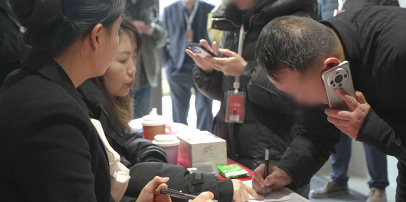 000000.jpg 000000.jpg