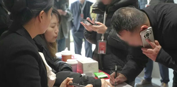 000000.jpg 000000.jpg