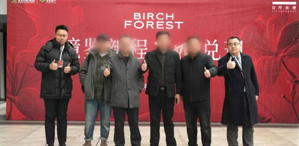 000000.jpg 000000.jpg